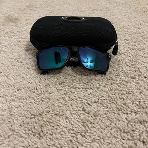 Mens Oakley polarized sunglasses